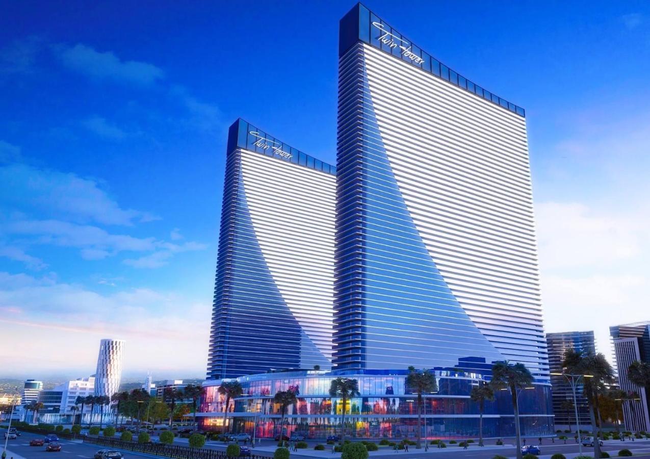 Orbi City - Aparthotel Near The Beach 巴统 外观 照片