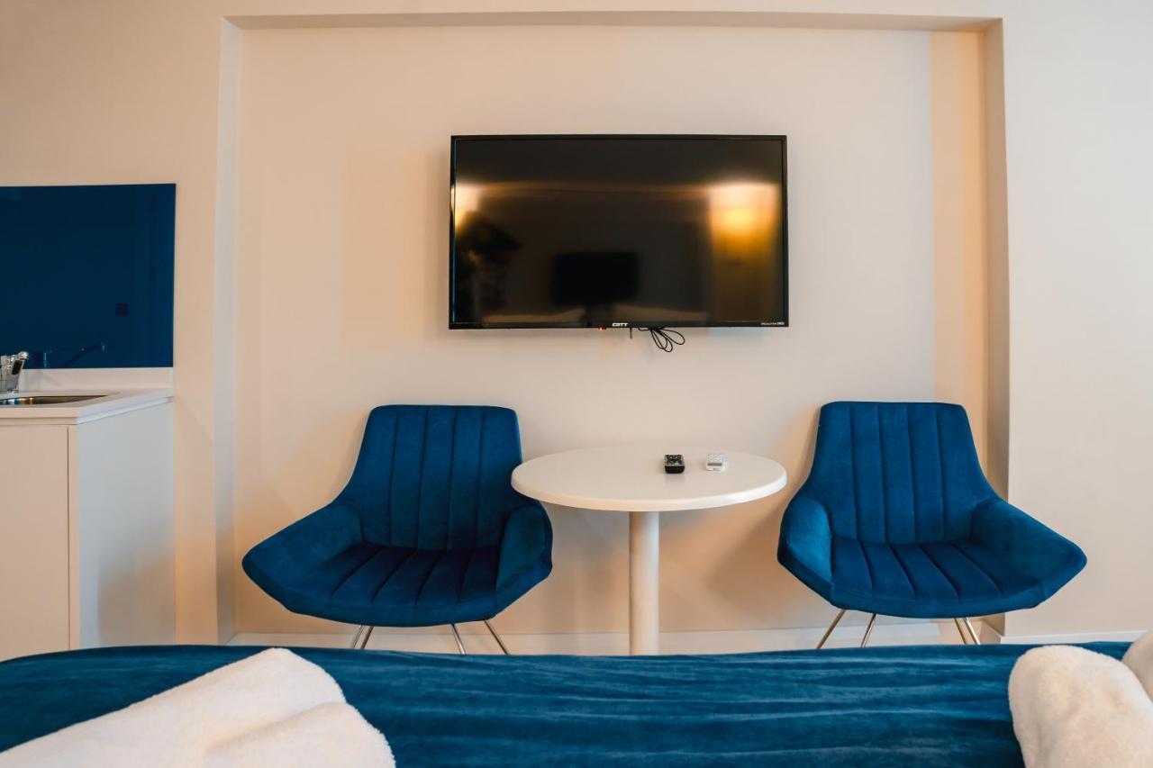 Orbi City - Aparthotel Near The Beach 巴统 外观 照片